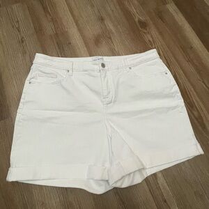 Lane Bryant Mid-rise Boyfriend Midi Short White Size 20